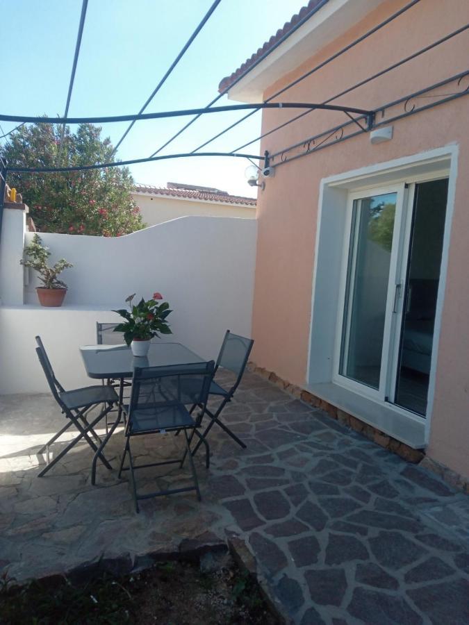 Flamingo Guest House- Rooms Ольбія Екстер'єр фото